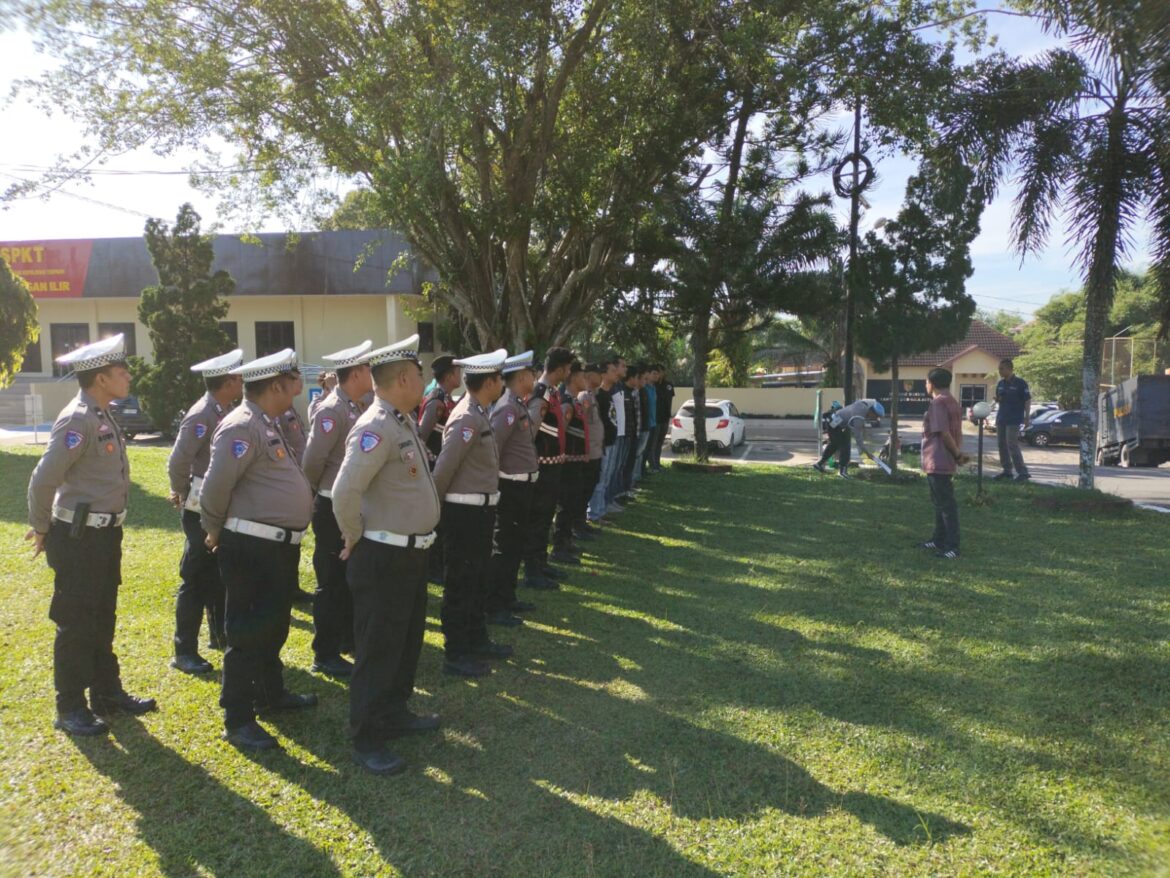 Polres Ogan Ilir Gelar Apel SOC dan Power of Hand untuk Kesiapan Pengamanan Idul Adha 1446 H