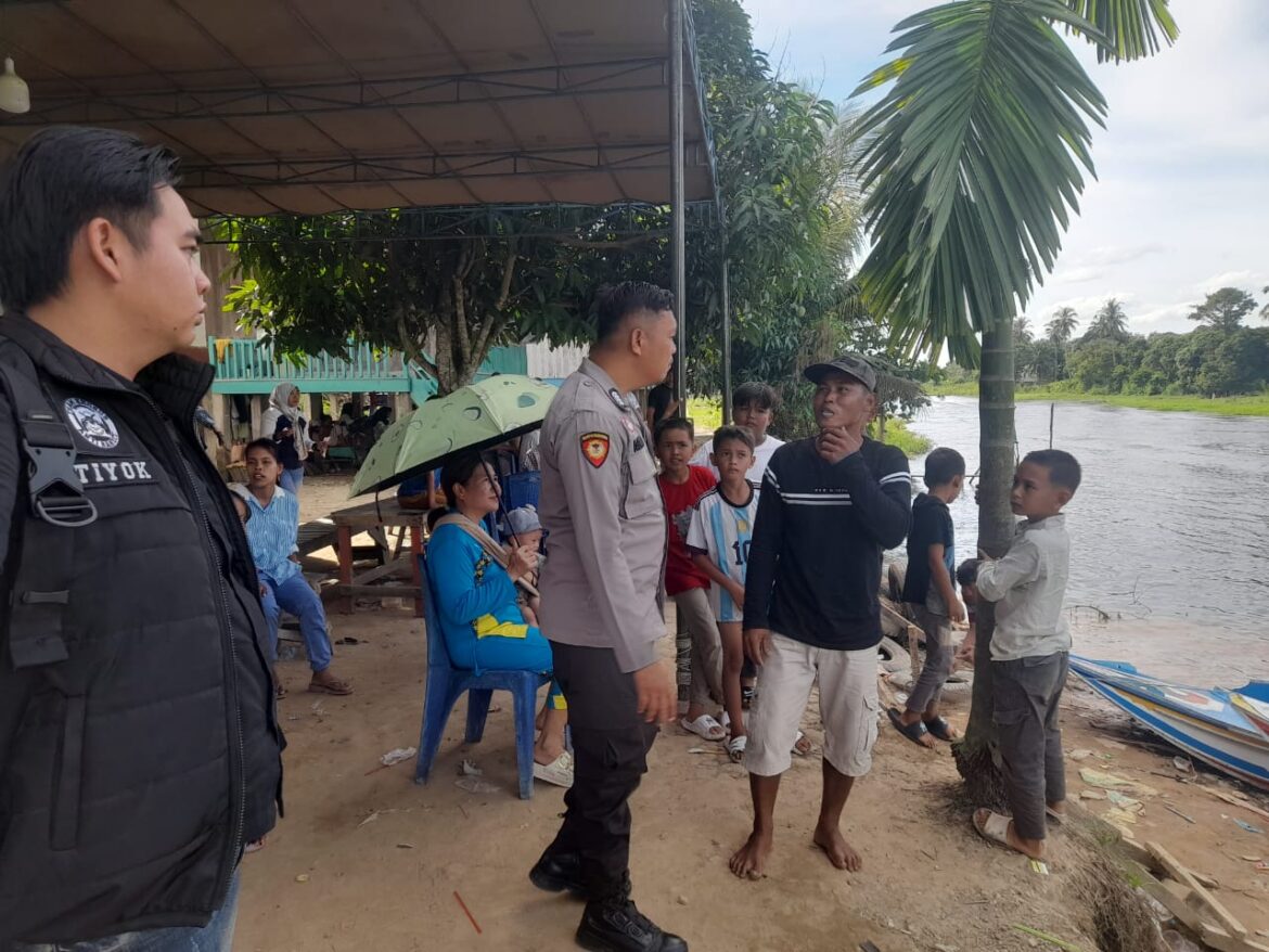 Polsek Indralaya Tindaklanjuti Kejadian Speed Boat Terbalik di Sungai Desa Lubuk Sakti serta sampaikan Himbauan