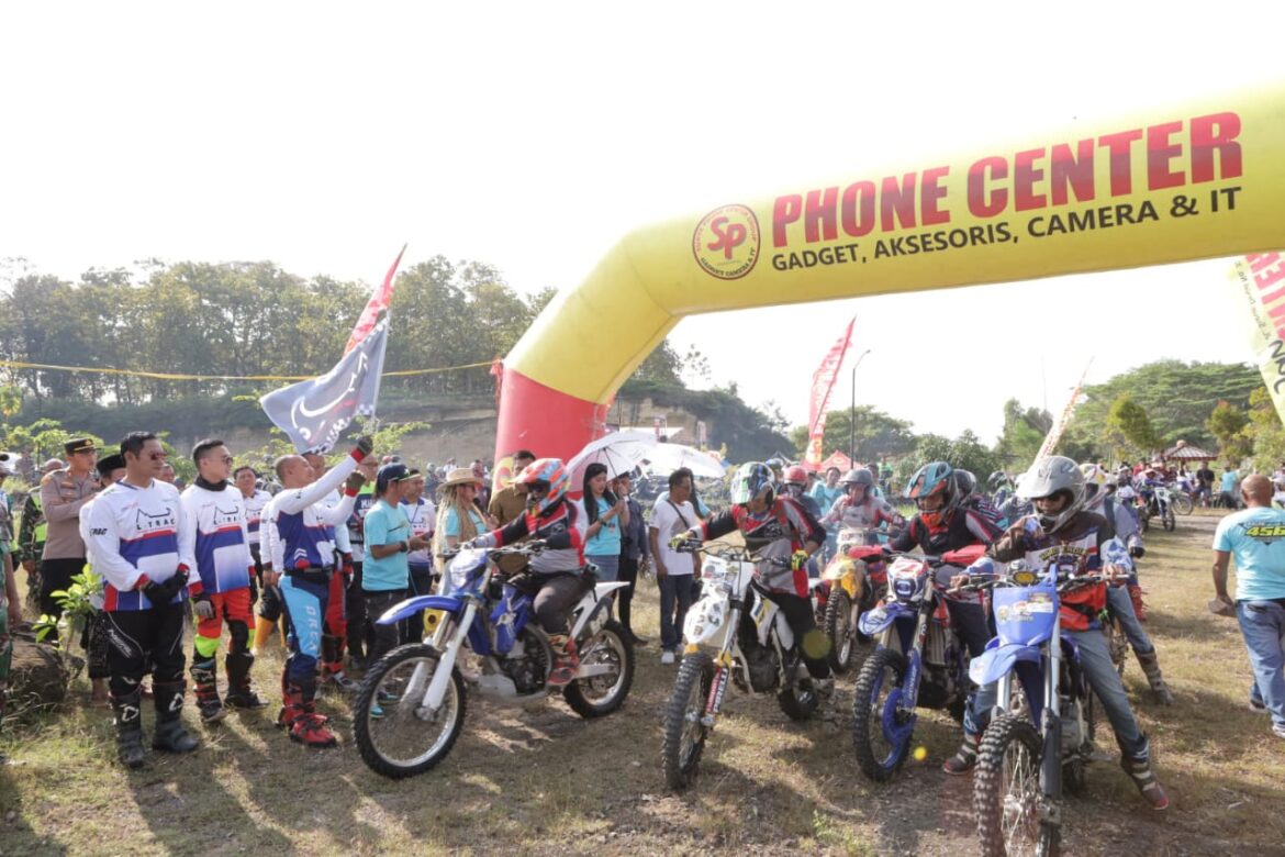 Kapolres Lamongan Ikuti Trail Offroad “Jelajah Alas Lamongan Selatan” Sambut Hari Jadi Lamongan ke-456