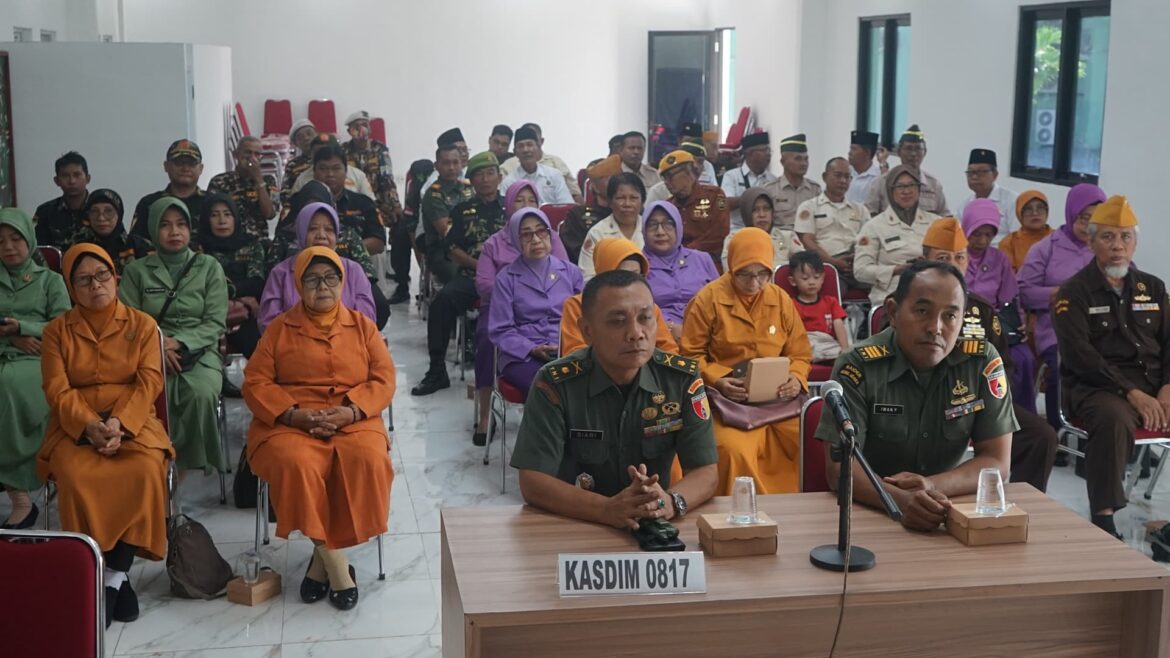 Kodim 0817/Gresik Gelar Komsos Dengan Keluarga Besar TNI Tingkat Pusat TA 2025 Secara Virtual