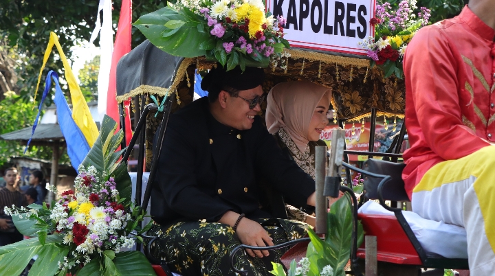 Meriahkan Boyong Natapraja ke-145, Kapolres Nganjuk Dukung Budaya dan Ekonomi Rakyat