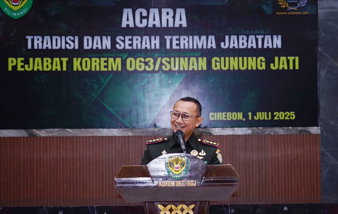 Danrem 063 / SGJ Pimpin Tradisi dan Sertijab Pejabat Korem di Kota Cirebon