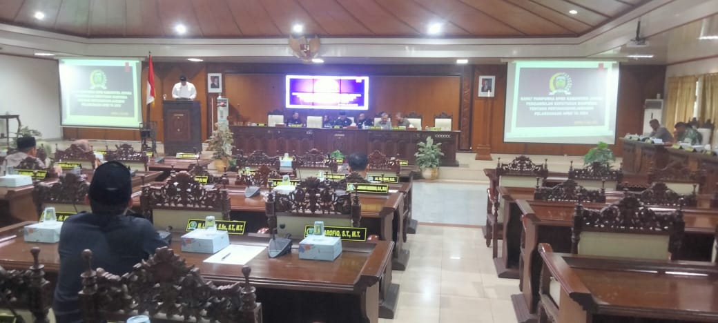 Kodim 0719 / Jepara Dukung Transparansi Keuangan Daerah, Pasi Ter Hadiri Rapat Paripurna DPRD Jepara
