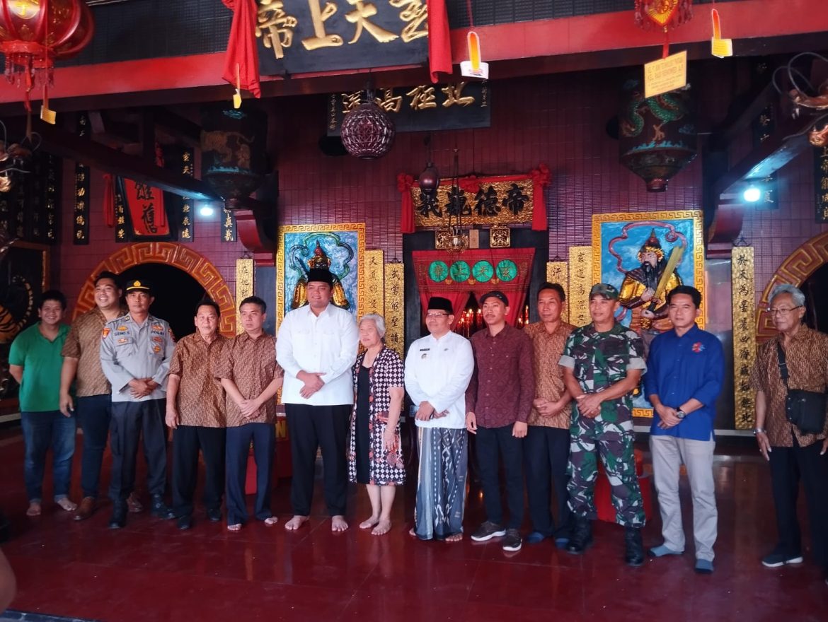 Danramil 06/Welahan Dampingi Wakil Bupati Jepara dalam Kegiatan Ramah Tamah di Gereja GKMI dan Klenteng Hian Thian Siang Tee Welahan