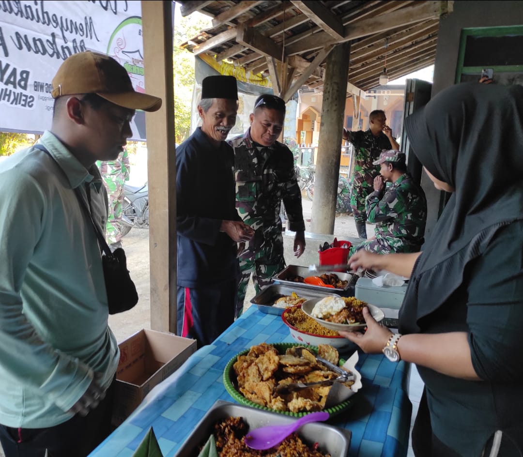 Tradisi Jumat Penuh Berkah: Kodim 0719/ Jepara Hadir Konsisten dengan Menghadirkan “Warung Berkah”