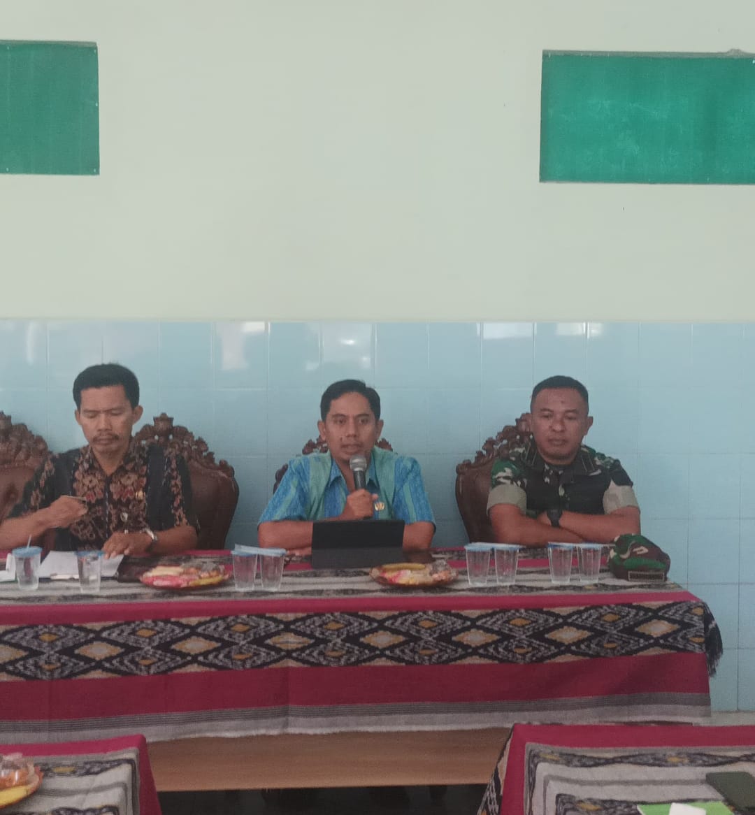 Danramil 03/Batealit Kapten Arh Elfian JS Hadiri Rapat Koordinasi Persiapan HUT RI ke-80 di Aula Kecamatan Batealit