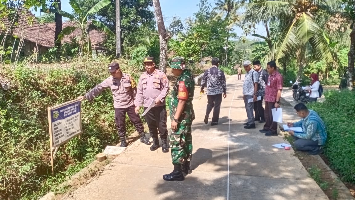 Koramil 09/Mlonggo Hadiri Kegiatan Monitoring dan Evaluasi ADD & DD Tahap I di Desa Suwalwal Timur
