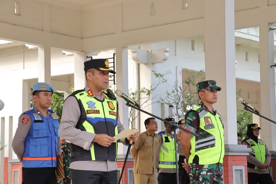 Polres Lamongan Gelar Apel Pengamanan Pengesahan Warga Baru PSHT 2025, 3.100 Personel Dikerahkan