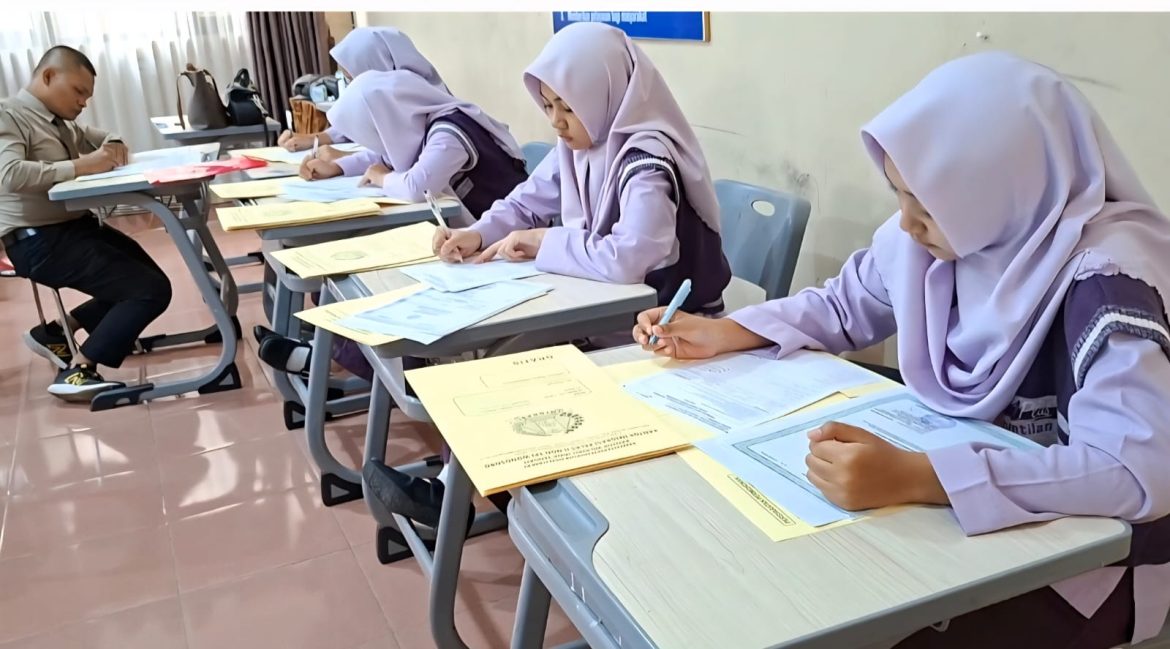 Moncer! Rangking 2 se-Jateng, 90 Siswa SMPM Plus Gunungpring Siap Berlaga ke Luar Negeri
