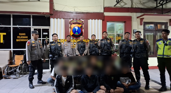 8 Pemuda Hendak Tawuran Diamankan Patroli Jogoboyo, Polisi Sita Senjata Tajam