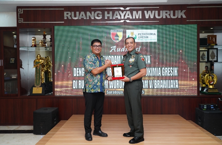 Perkuat Sinergitas, Pangdam Brawijaya Terima Audiensi Dirut PT Petrokimia Gresik