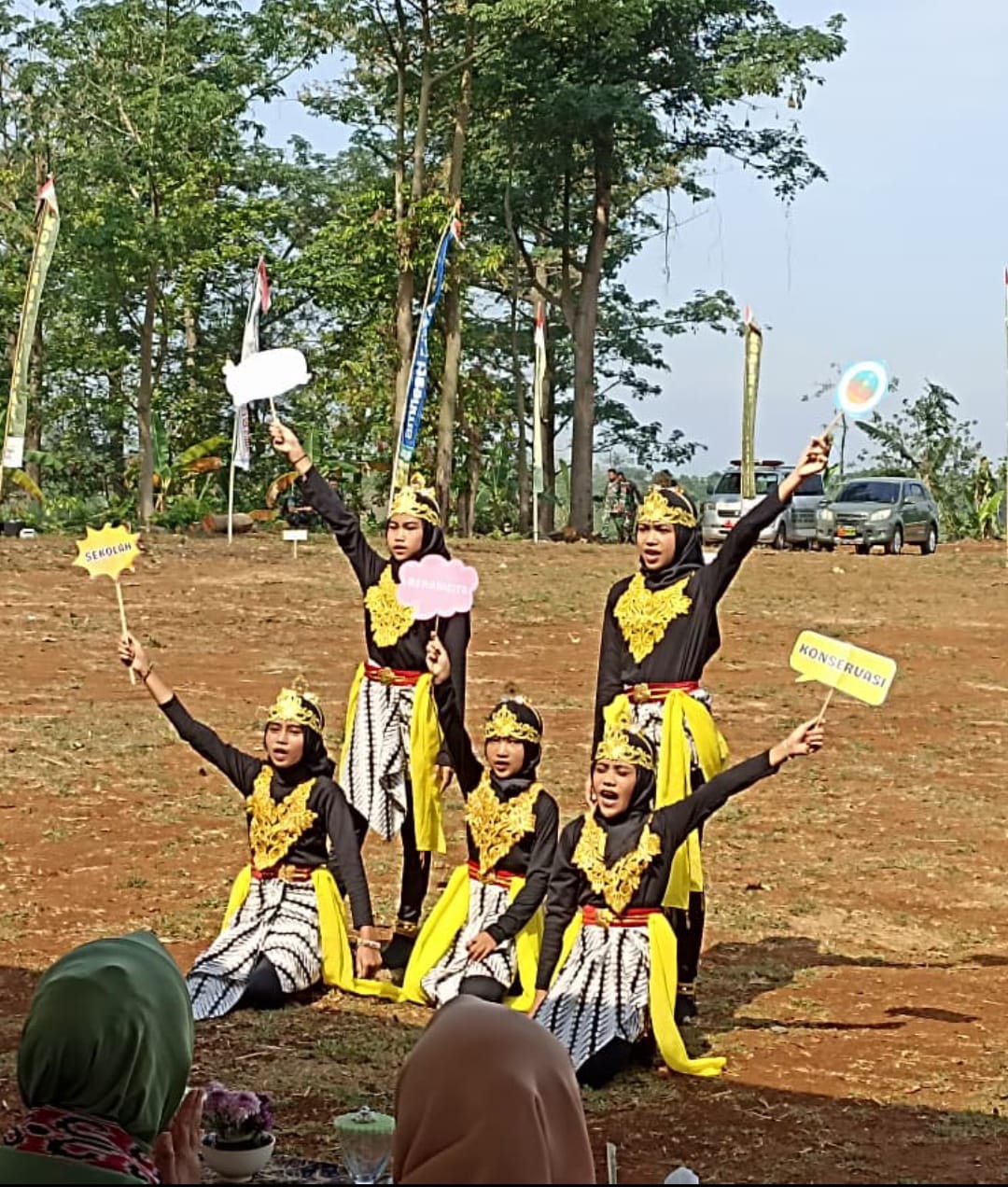 Terima Kasih TNI! Anak-anak SDN 03 Bungu Tampilkan Tari Rampak di Penutupan TMMD