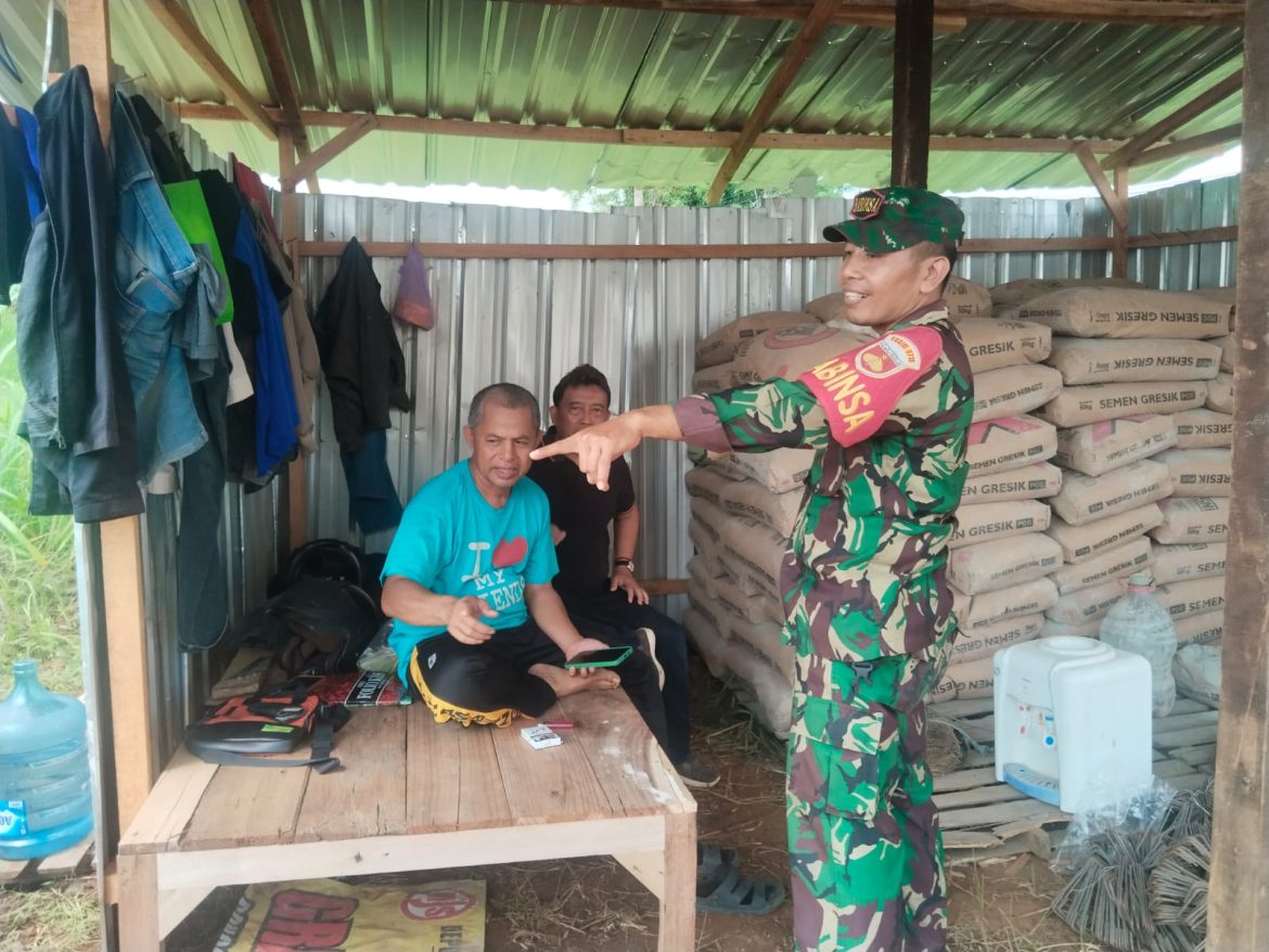 Babinsa Guyangan Lakukan Komsos dengan Pengelola Makan Brgizi Gratis Dukung Program Pemerintah