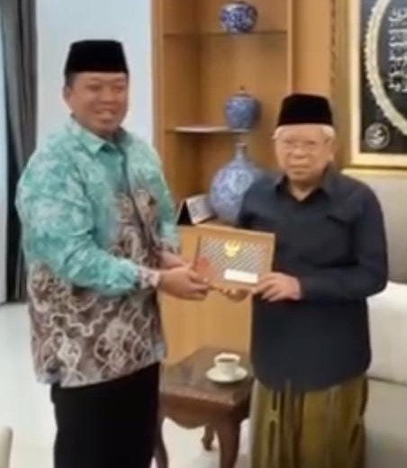 Menteri Nusron Antar Undangan Upacara Peringatan HUT RI Ke 80 Tahun  Untuk Wapres ke-13 K.H. Ma’ruf Amin