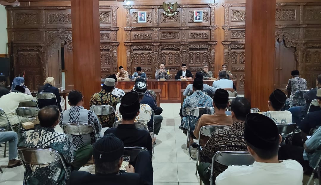 Babinsa Desa Keling Hadiri Rapat Koordinasi Antisipasi Gangguan Keamanan dan Stabilitas Wilayah