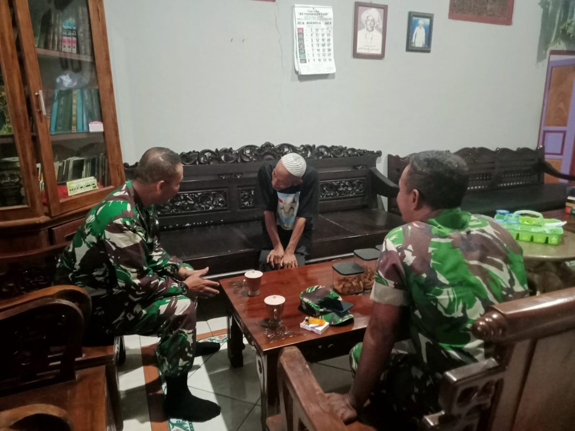 Danramil 08/Keling Laksanakan Komsos Bersama Tokoh Agama di Desa Jlegong, Tingkatkan Sinergi TNI dan Ulama