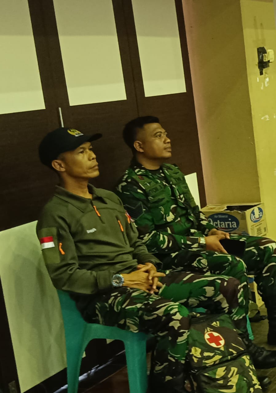 Anggota Klinik Kartika 22 Jepara Dampingi Peserta Turnamen Bola Voli Dandim Jepara Cup dalam Rangka HUT TNI ke-80 dan HUT Kodam IV/Diponegoro ke-75