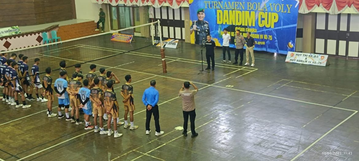 Gelorakan Semangat HUT TNI ke-80, Dandim Jepara Resmi Buka Turnamen Voli Dandim Cup 2025