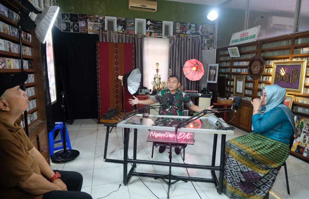 Penerimaan TNI Kini Lebih Inklusif: Dandim 0719/Jepara Ungkap Kebijakan Baru di Podcast di R-Lisa FM