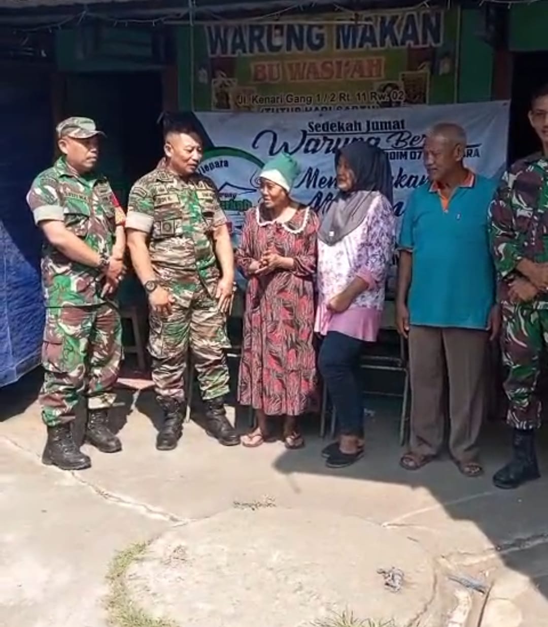 Jepara Pagi Ini: Warung Berkah Kodim 0719/Jepara Jadi Simbol Peduli dan Kebersamaan