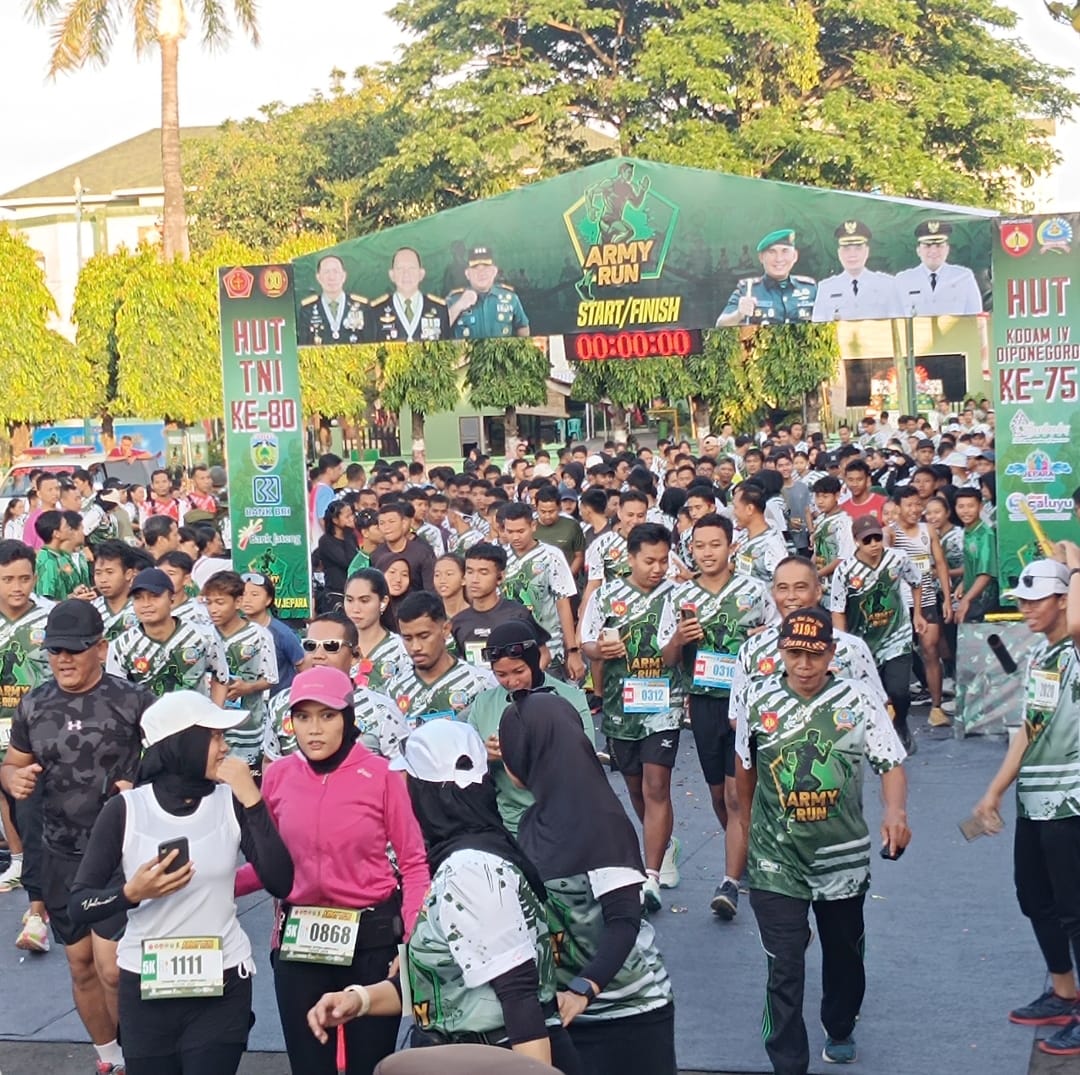 Jepara Berlari Bersama TNI: Semarak HUT ke-80 TNI & 75 Tahun Kodam Diponegoro