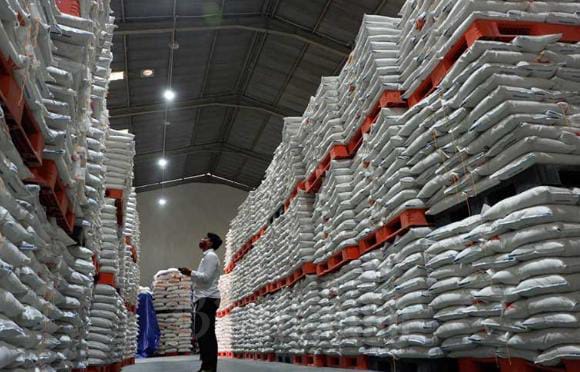 Alami Peningkatan, Disdagkoperin Salurkan Beras Sibesti 25 Ton Perbulan