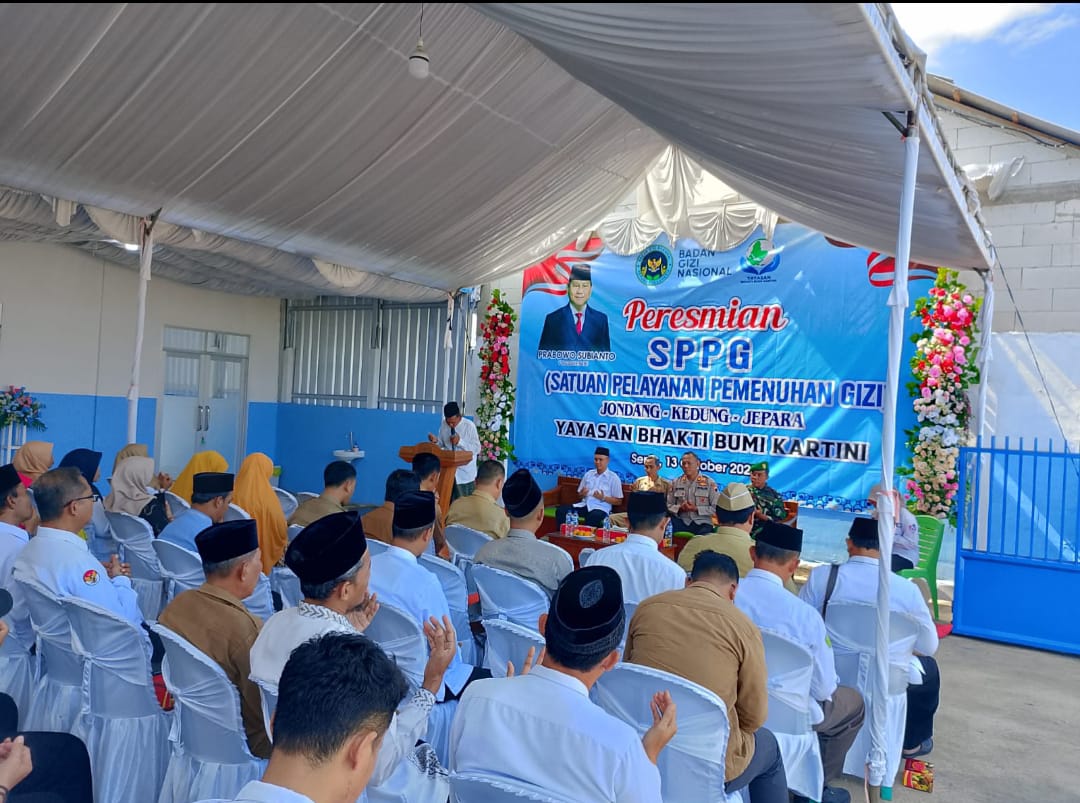 Danramil 02/Kedung Hadiri Launching Dapur MBG SPPG Jondang dan Penyaluran Makanan Bergizi