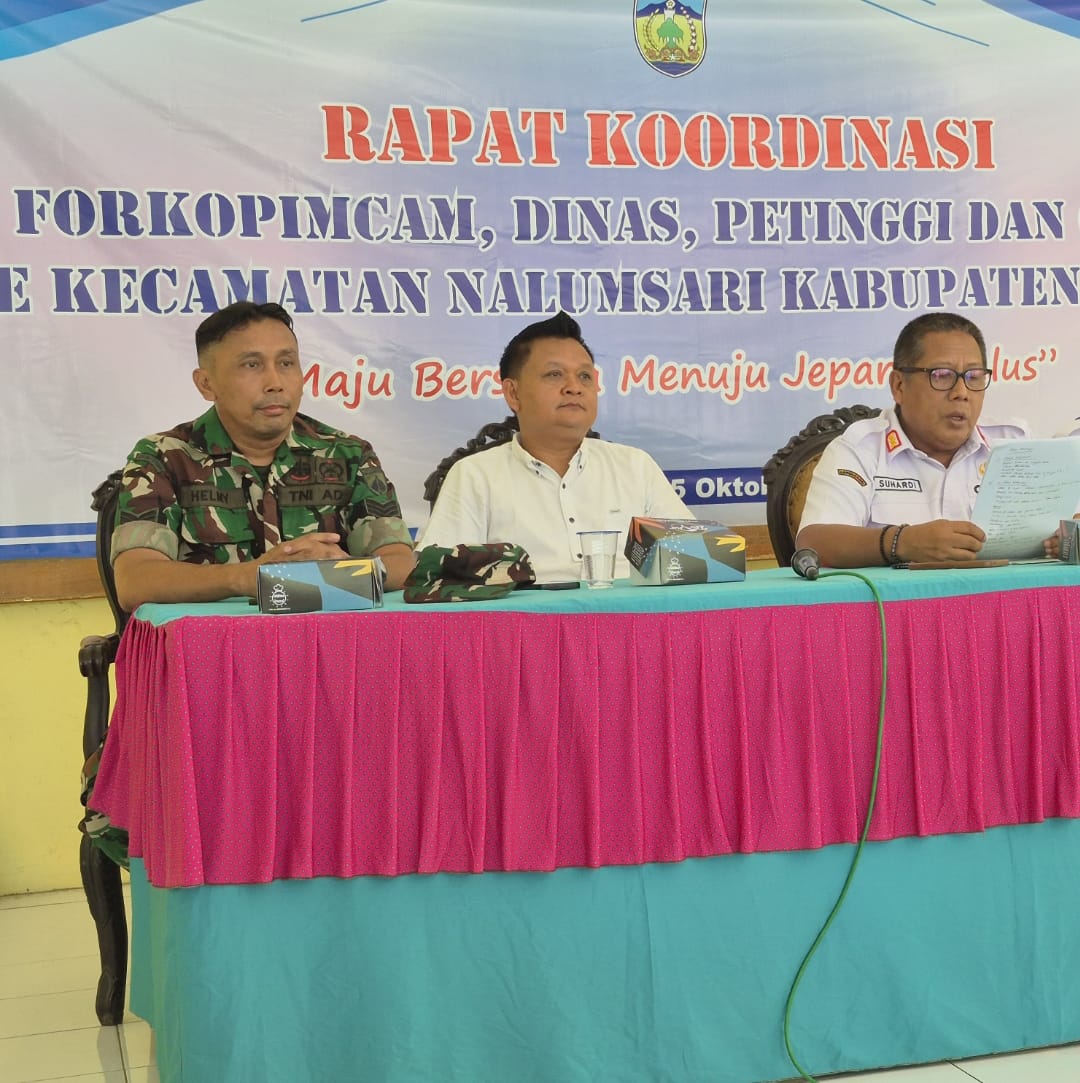 Babinsa Koramil 05/Mayong Hadiri Rapat Koordinasi FORKOPINCAM dan Perangkat Desa se-Kecamatan Nalumsari