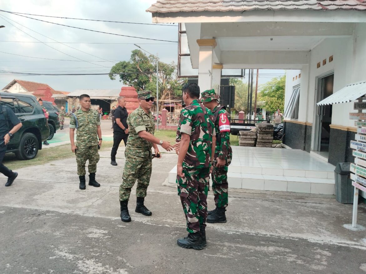 Pangdam III / Siliwangi Tinjau Kotis Latihan Terintegrasi Kodim 0620 / Kab. Cirebon