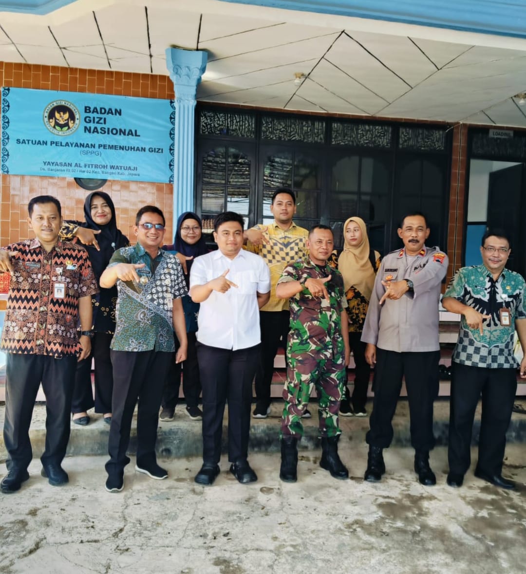 Danramil 07/Bangsri dan Forkopimcam Tinjau Langsung Program Pemenuhan Gizi SPPG di Dua Desa