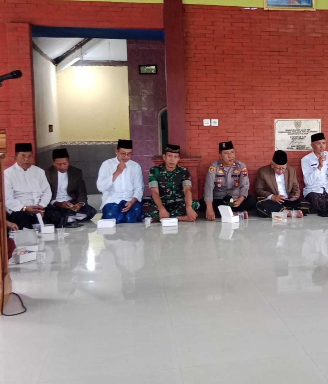 Danramil 12/Donorojo Hadiri Apel Hari Santri 2025 di Pertapaan Ratu Kalinyamat, Tulakan