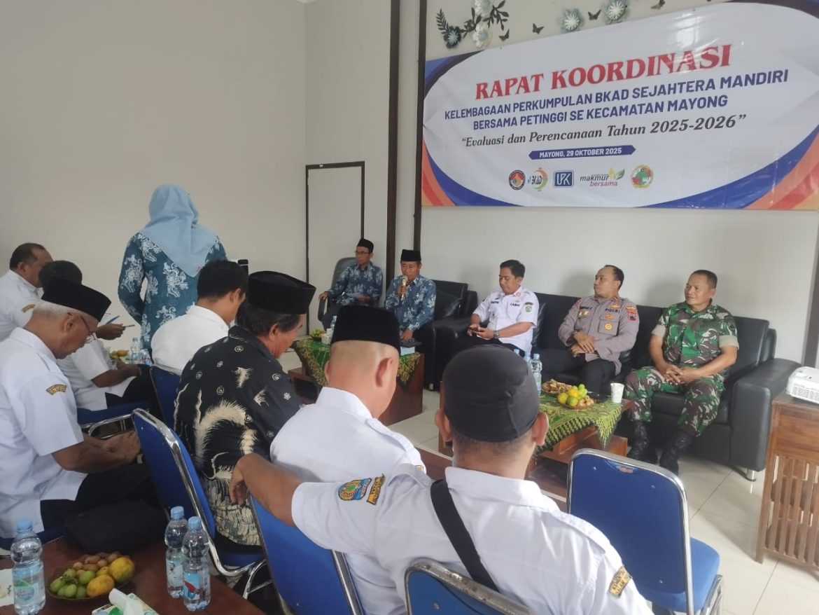 Pelda Kasyono Hadiri Rapat Laporan Realisasi Kegiatan Tahun 2025 di Kecamatan Mayong