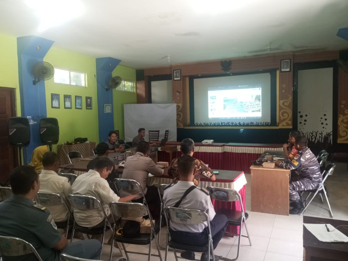 Babinsa Karimunjawa Hadiri Rapat Koordinasi Teknis Mega Karimunjawa Beach Trail Run 2025
