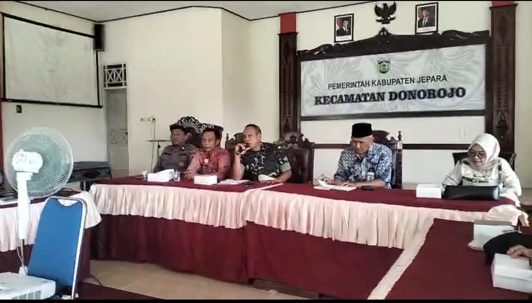 Danramil 12 Donorojo Hadiri Rapat Program Makan Bergizi Gratis (MBG) untuk Ibu Hamil, Menyusui, dan Balita Non-PAUD