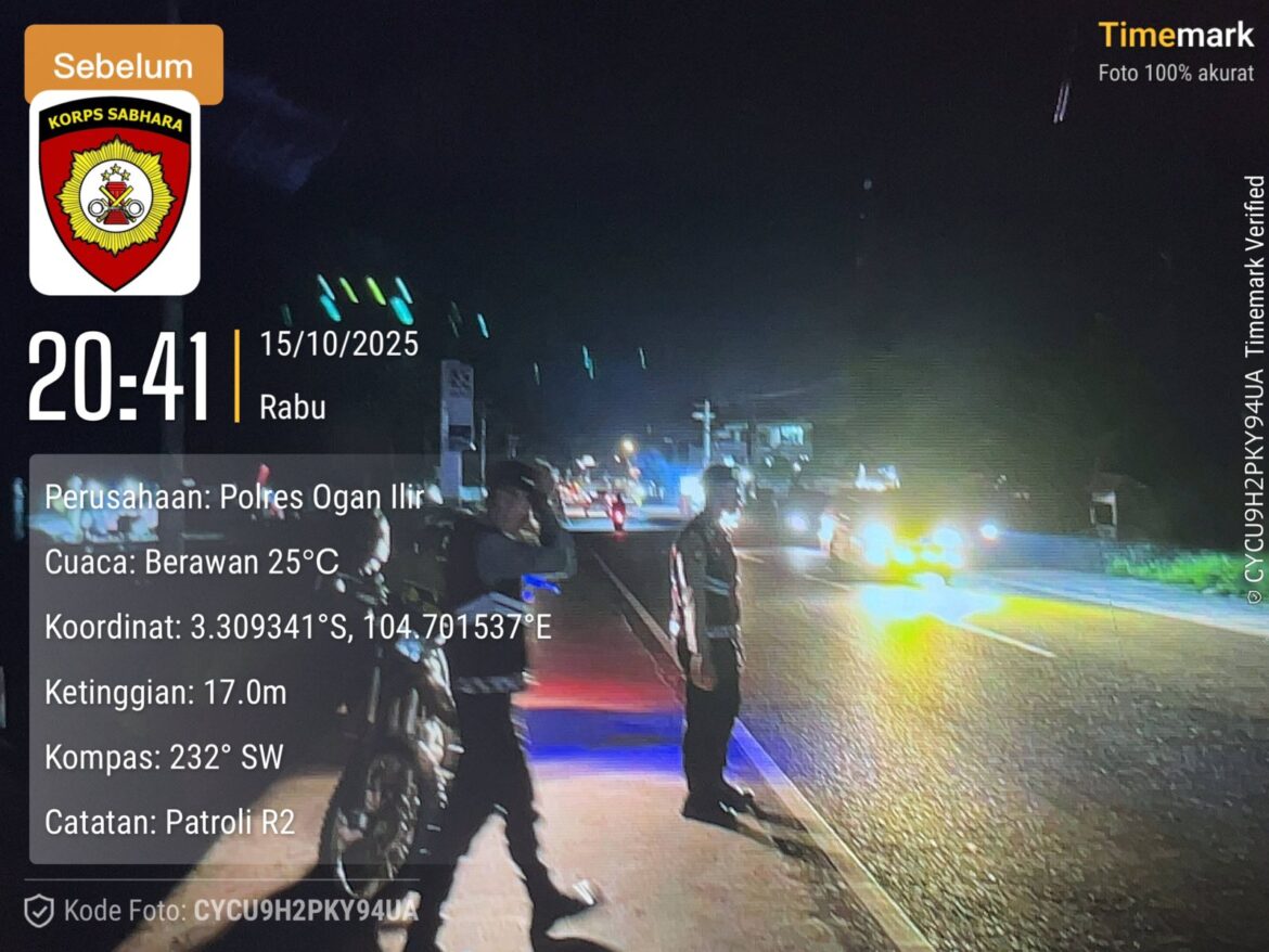 Dengan Semangat Bersama Kita Jaga Keamanan Masyarakat”, Personel Sat Samapta Polres Ogan Ilir Gelar Patroli Perintis Presisi di Malam Hari