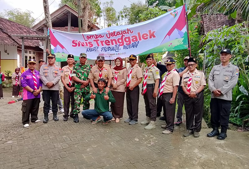 Sinergi TNI-Polri dan Pemerintah Pogalan Dukung Pramuka Jelajah Situs Trenggalek