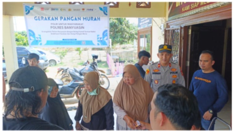 Polres Banyuasin Sukses Gelar Gerakan Pangan Murah, 10 Ton Beras Ludes Terjual