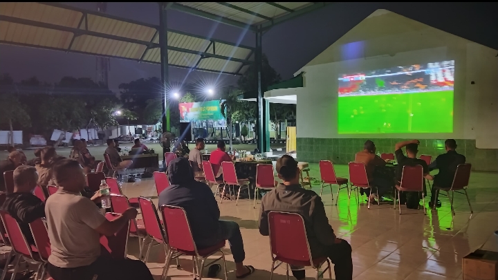 Dandim Gresik Gelar Nobar Timnas Indonesia: Wujudkan Semangat Nasionalisme