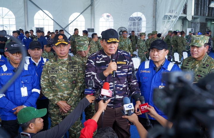 Pangdam Brawijaya Dampingi Kunjungan Menhan Sjafrie di Koarmada II