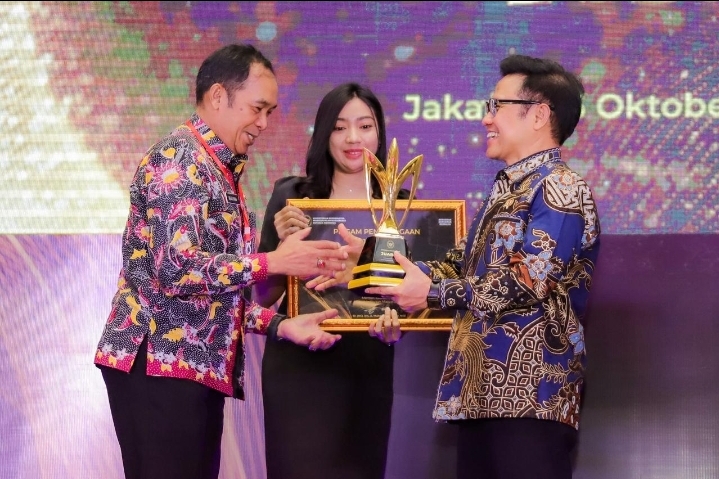 Pemkot Cimahi Raih Mandaya Award di Sektor Pemberdayaan