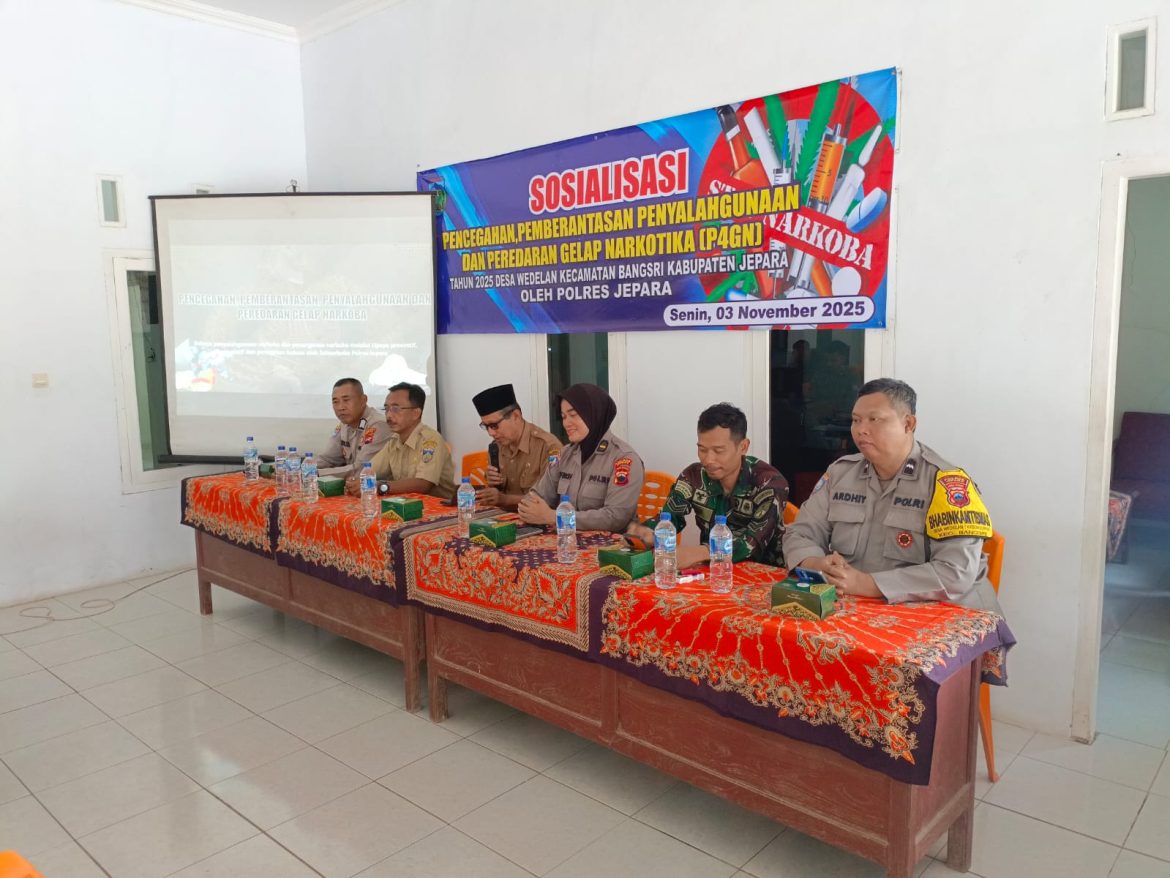 Babinsa Wedelan Hadiri Sosialisasi P4GN Tahun 2025 di Balaidesa Wedelan