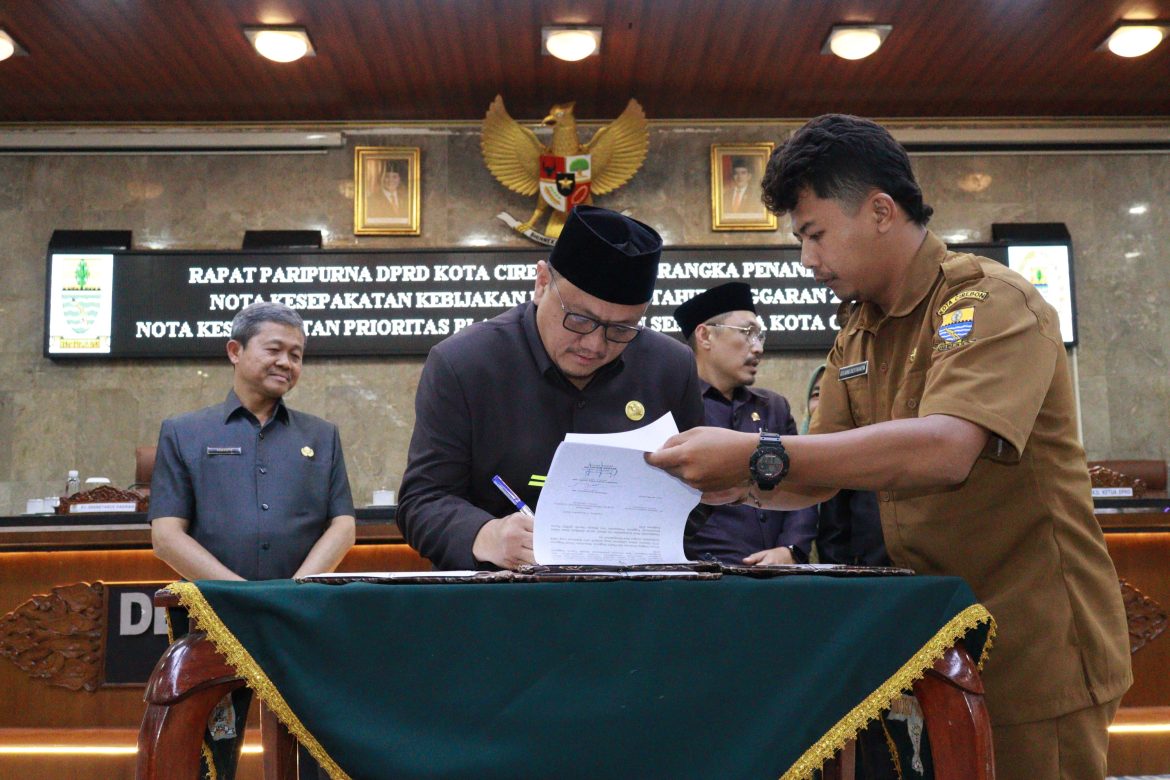 Pemkot Cirebon dan DPRD Tandatangani Kesepakatan KUA-PPAS Tahun Anggaran 2026
