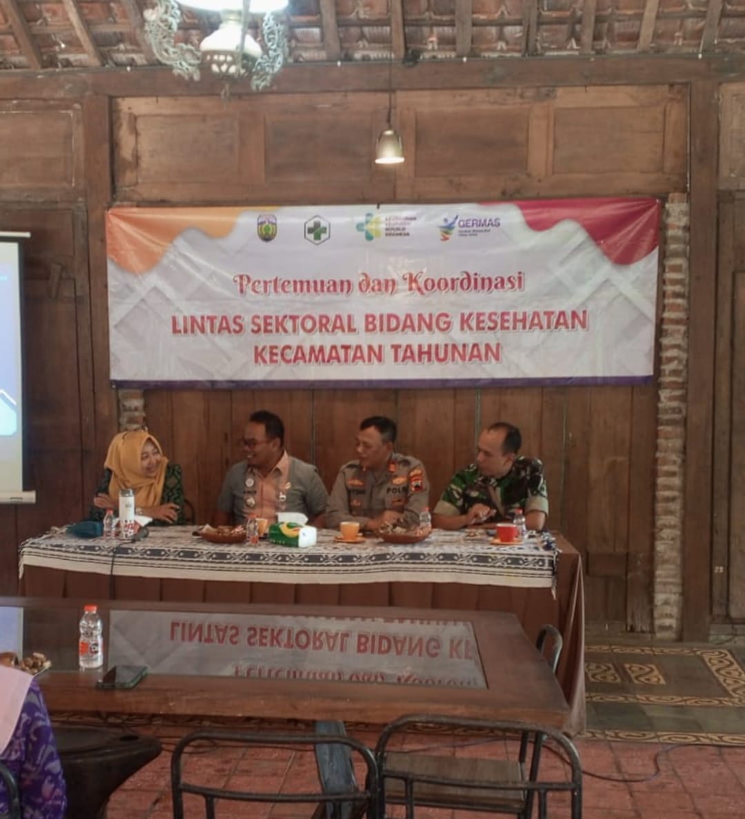 Danramil 11/Tahunan Hadiri Pertemuan Koordinasi Lintas Sektoral Bidang Kesehatan Puskesmas Tahunan