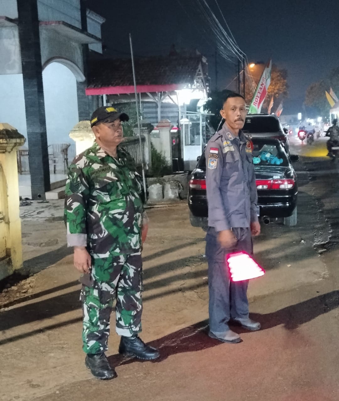 TNI dan Rakyat Semakin Dekat: Kodim 0719/Jepara Pastikan Keamanan Warga Desa Dongos Tetap Kondusif