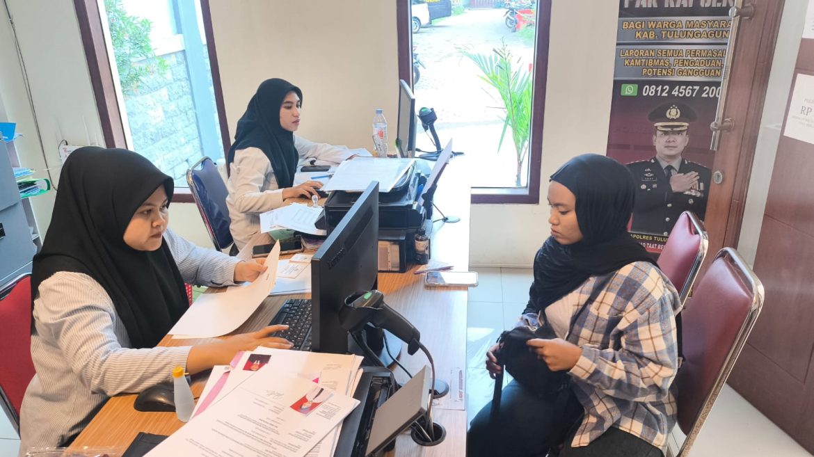 Masyarakat Tulungagung Apresiasi Layanan SKCK daring Via Polri Super App