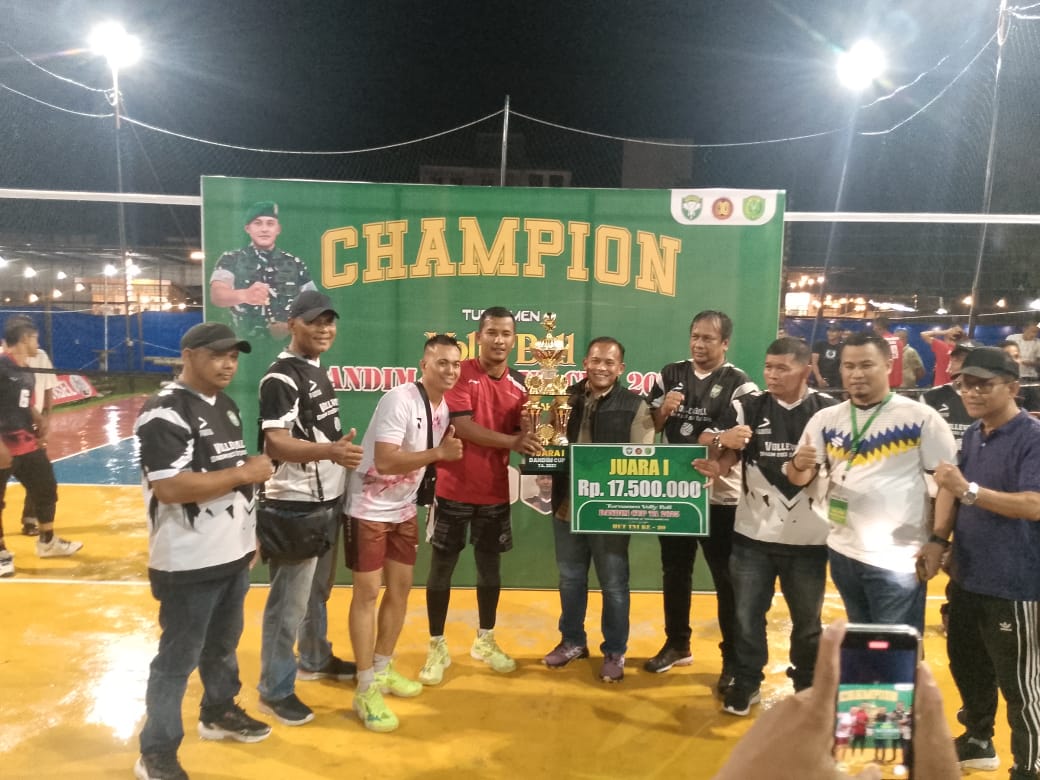 Iswana Kaca VC Taklukkan Tanpa Ampun Jambo Aye VC di Final Semi Open Turnamen Volly Ball Dandim 0103/Aceh Utara Cup
