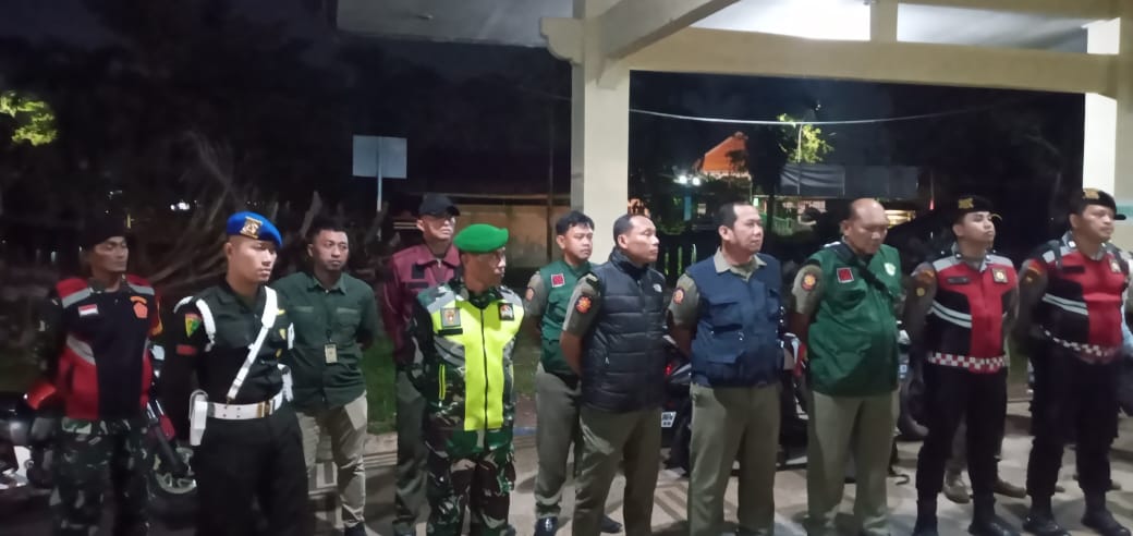 Patroli gabungan tegakkan perda dan jaga ketertiban di wilayah Bangkalan